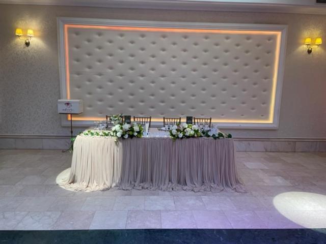 Hotel Tiara Плоещ Екстериор снимка